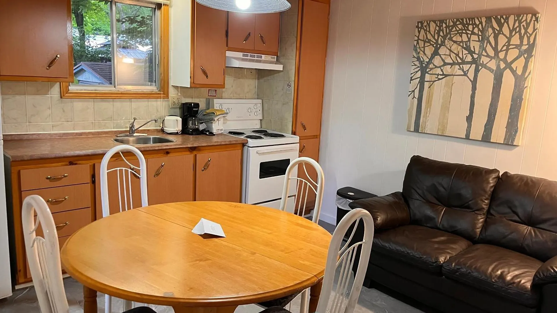 Camping Chalets Lac St-Augustin Quebec City Canada