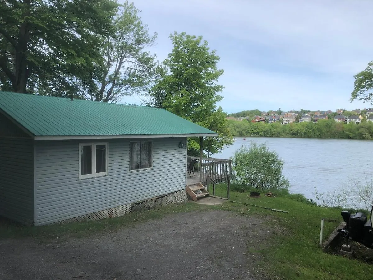 Camping Chalets Lac St-Augustin Quebec City Canada