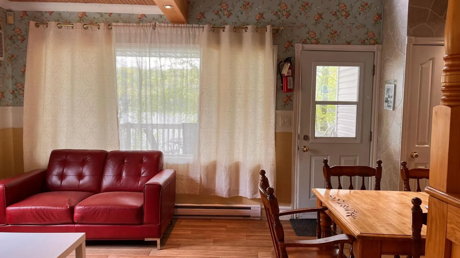 Camping Chalets Lac St-Augustin Quebec City Canada